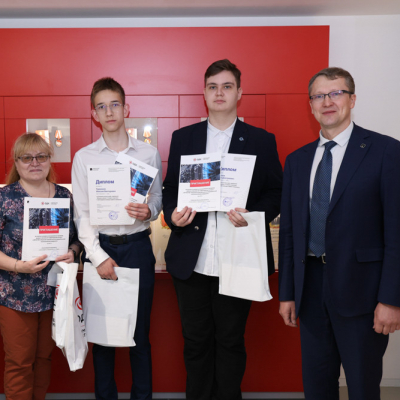 Объявлены победители городского кейс-чемпионата по физике среди старшеклассников